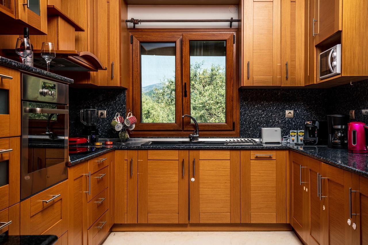 Fokas Luxury Villa Prinos  Exterior photo